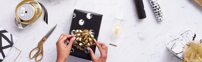 Regalos de tapa magnética brillante mate, manualidades, cupcakes, dulces, cajas de propuestas de dama de honor cajas fáciles de montar 13