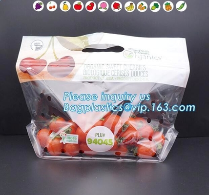 Los bolsos del embalaje de la fruta para las verduras del plátano de las uvas se colocan encima de bolsos plásticos de la comida, se levantan el bolso de la cremallera