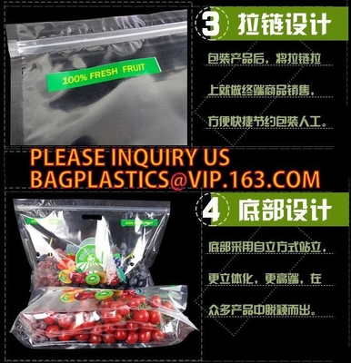 Los bolsos del embalaje de la fruta para las verduras del plátano de las uvas se colocan encima de bolsos plásticos de la comida, se levantan el bolso de la cremallera