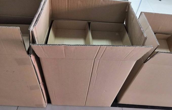 Caja de los tallarines, embalaje disponible de la ensalada, fiambrera de papel de Kraft, fiambrera de papel de encargo disponible de Kraft 9